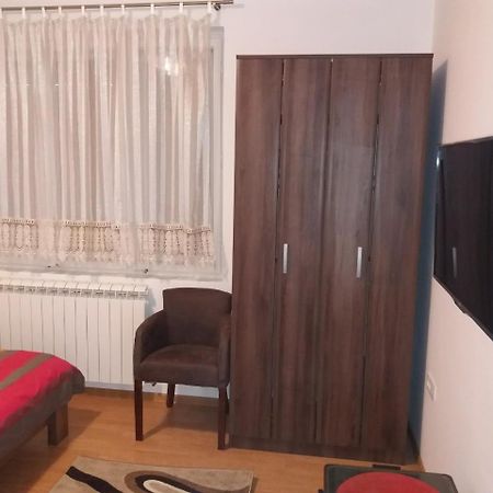 Apartman Donji Kraj Daire Cetinje Dış mekan fotoğraf