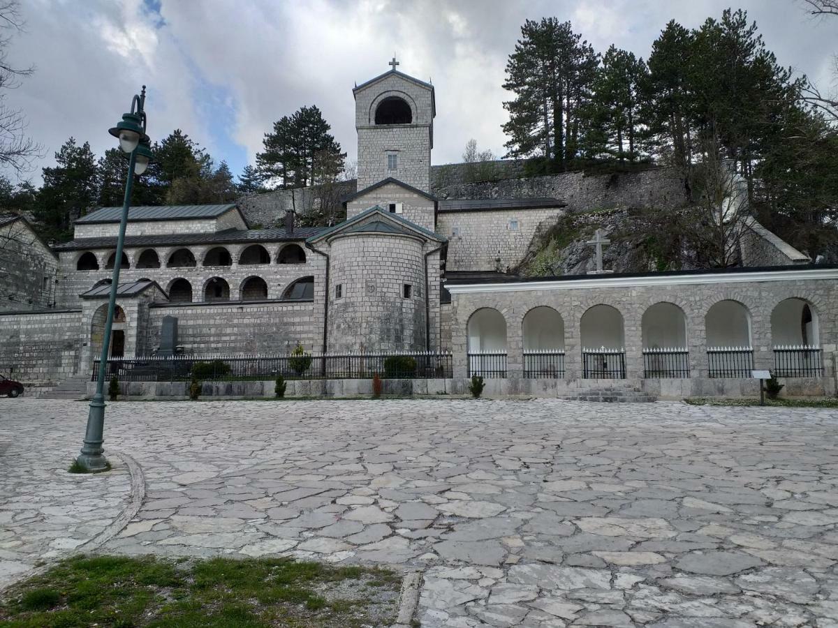 Apartman Donji Kraj Daire Cetinje Dış mekan fotoğraf